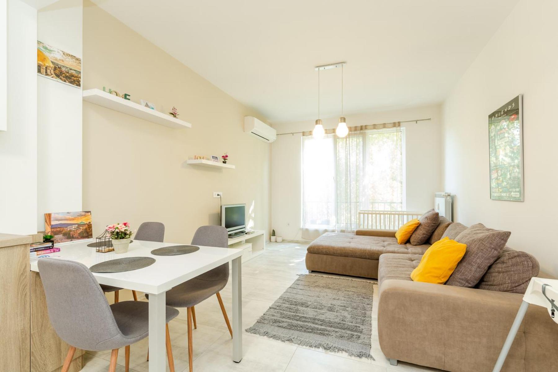 2 Bedroom In The Heart Of