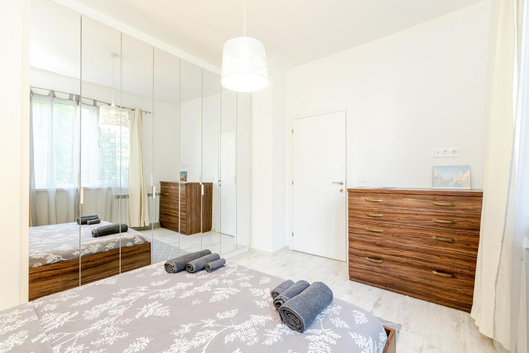 2 Bedroom In The Heart Of